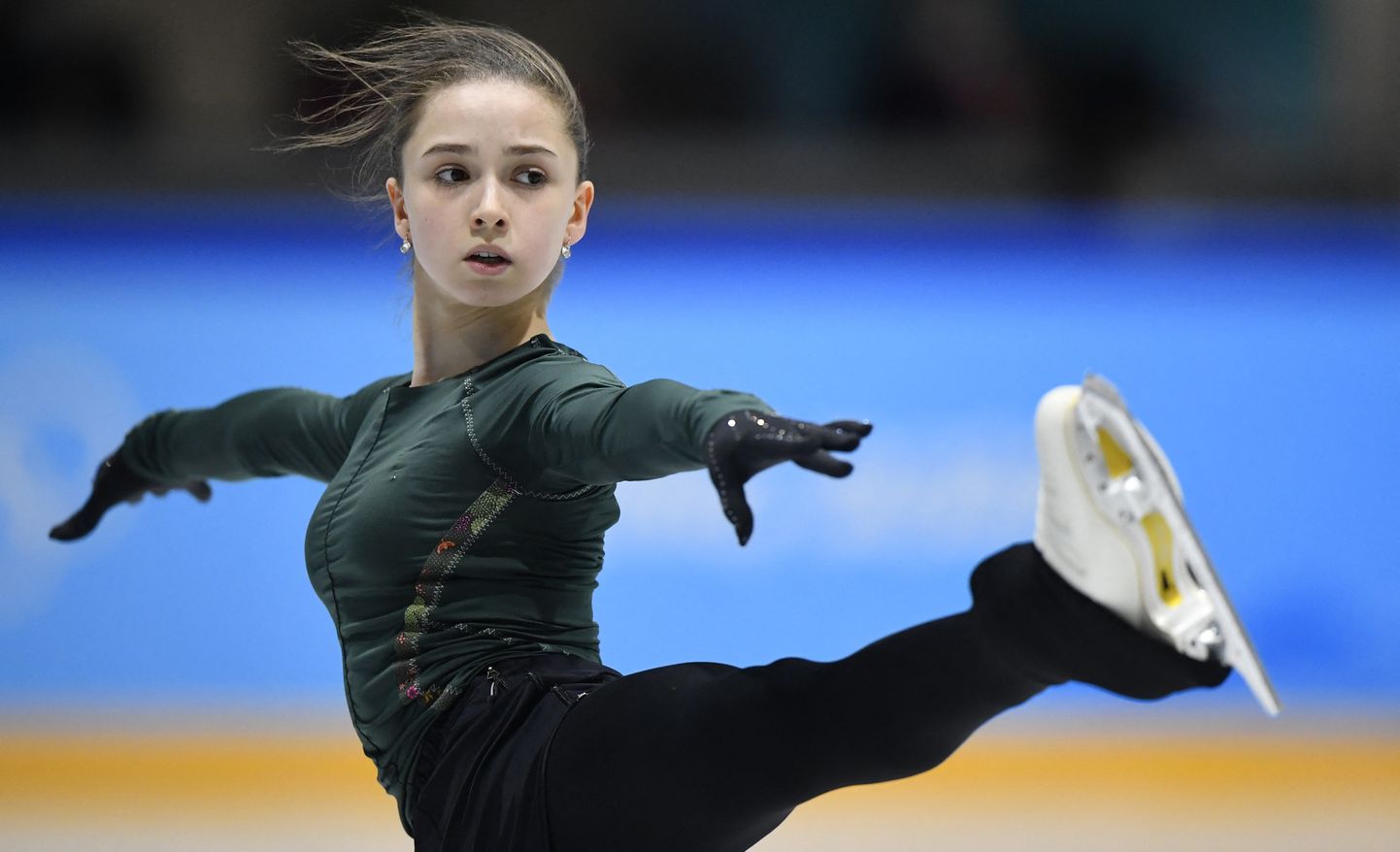Venemaa Olümpiakomitee 15-aastane iluuisutaja Kamila Valieva.