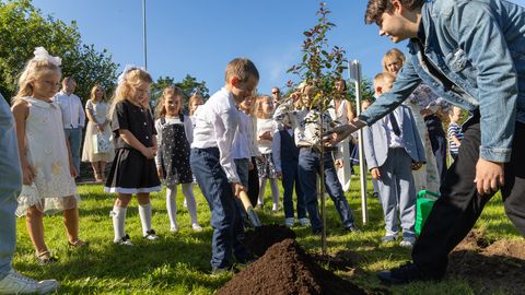 Taasavatud Toila gümnaasiumiastmes on õpilasi napilt poole klassi jagu