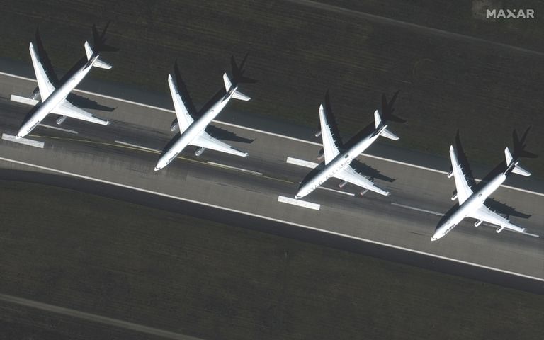 Saksa lennufirma Lufthansa lennukid pargituna Frankfurdi rahvusvahelise lennujaama lennuväljal