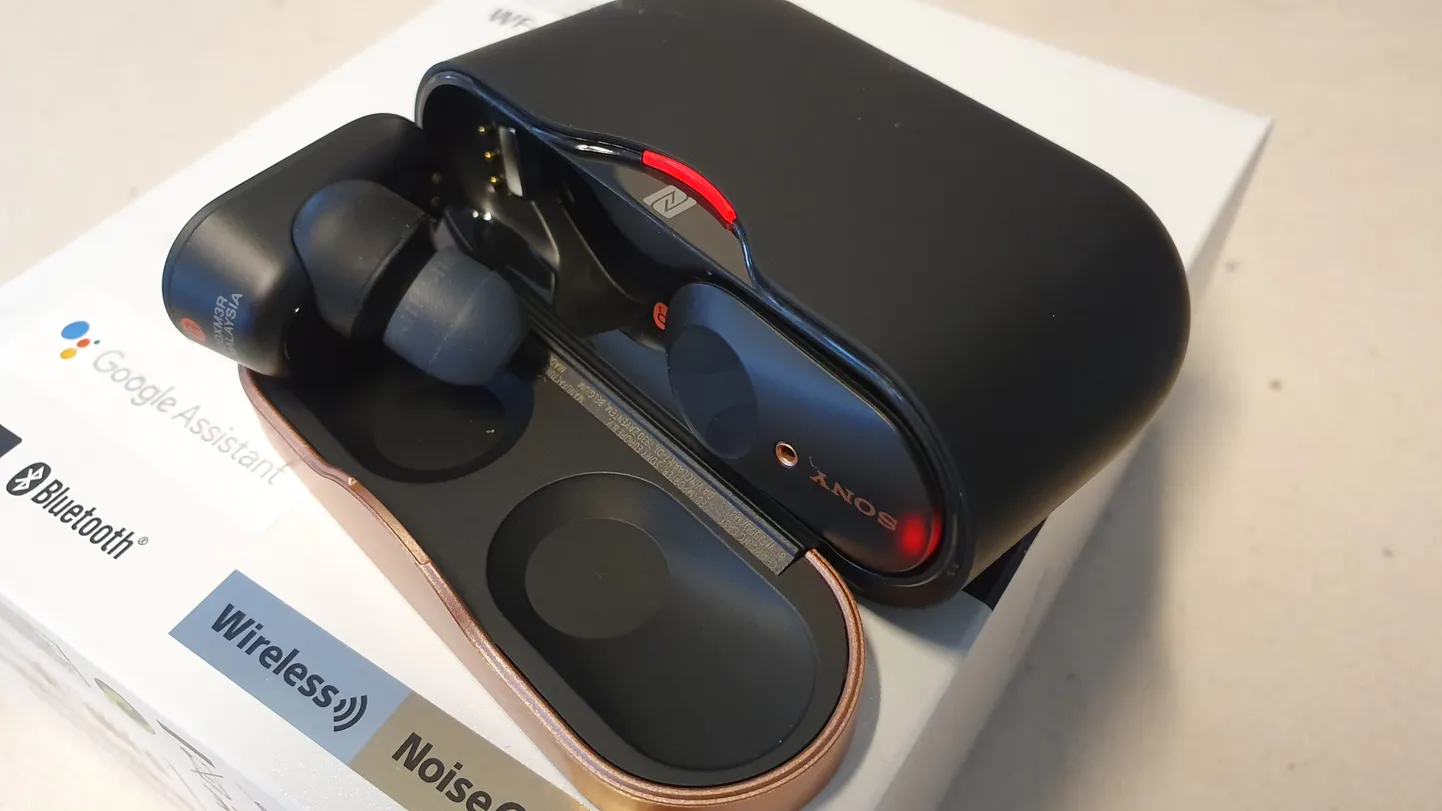 Sony uued mürasummutavad kõrvaklapid