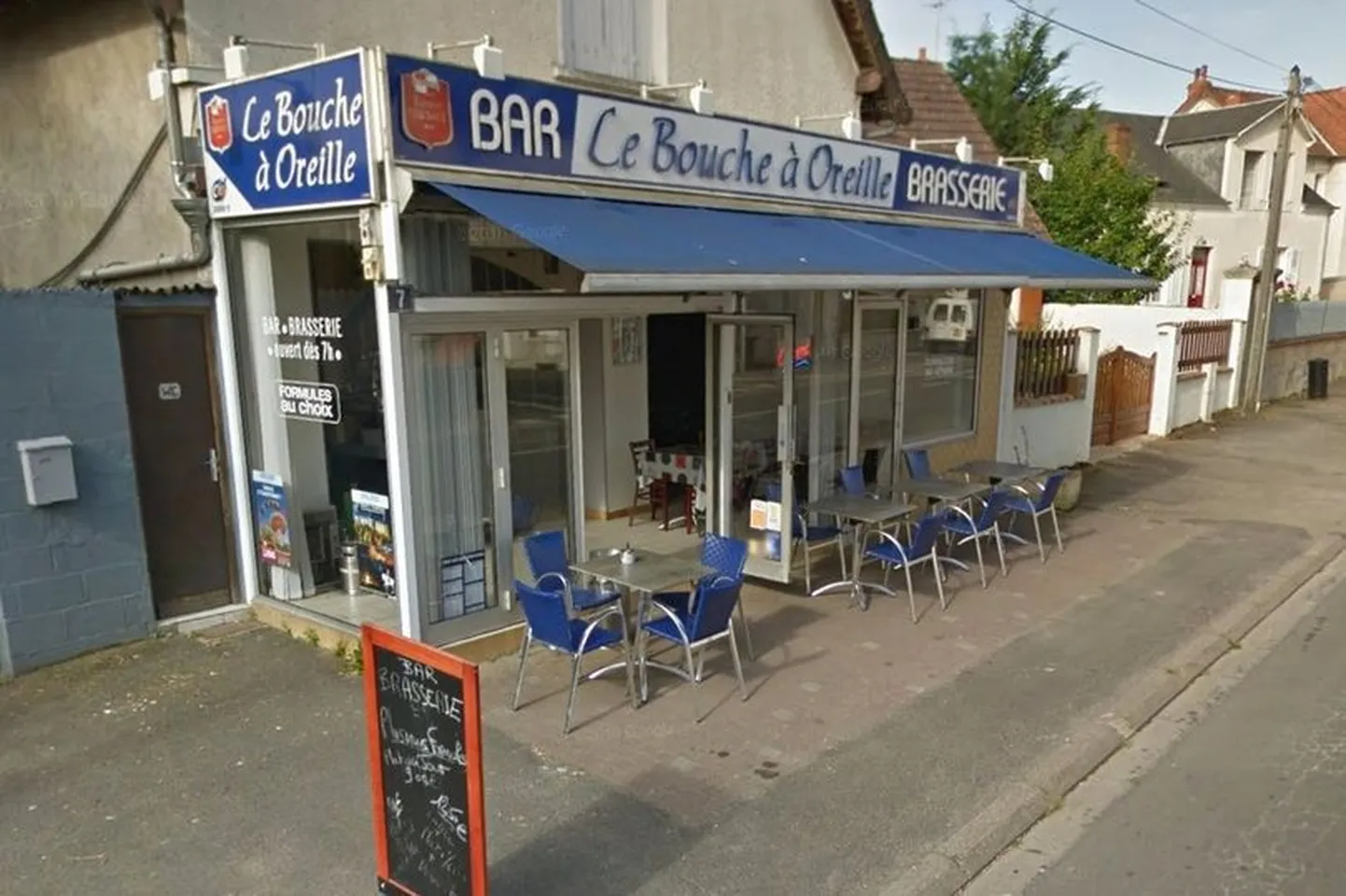 Bouche à Oreille