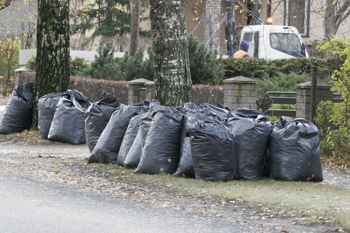 Tänavu veetakse Viljandis kevadist koristusprahti tasuta ära 25. aprillist 6. maini.