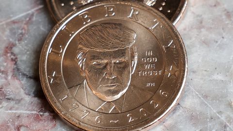 TRUMPI RAHA ⟩ USA-s tuli välja presidendi pildiga 1-dollariline münt