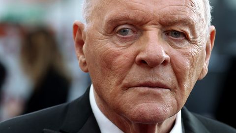 Sir Anthony Hopkins avaldab 88-aastaselt heliloojana oma esimese plaadi