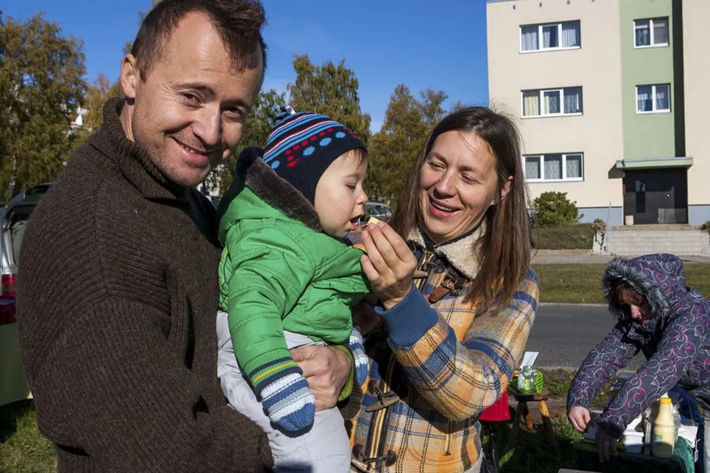 Muusik Ruslan Trochynskyi ja tema abikaasa Terje olid talulaadast suures vaimustuses. Isa süles istunud Timur sai laadal esimest korda maitsta sõira. See meeldis poisile nii väga, et ta nõudis valjuhäälselt aina lisa. Nii otsustasid ema ja isa sõira kohe suuremas koguses koju osta.