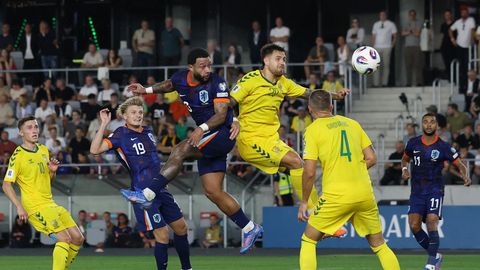 Depajs izglābj Nīderlandi no neveiksmes spēlē pret Lietuvu