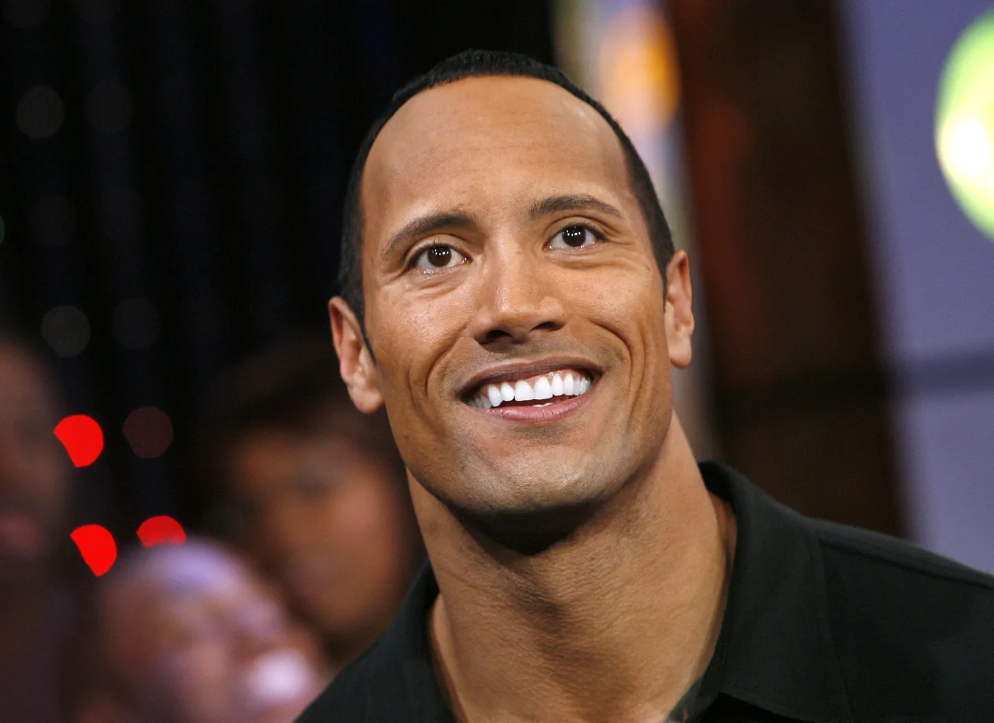 Dwayne Douglas Johnson, esinejanimega The Rock.
