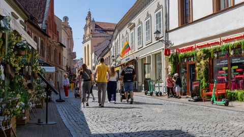 KUNI 5000 EUROT ⟩ Leedu tahab hakata noori peresid rahaga välismaalt koju tagasi meelitama