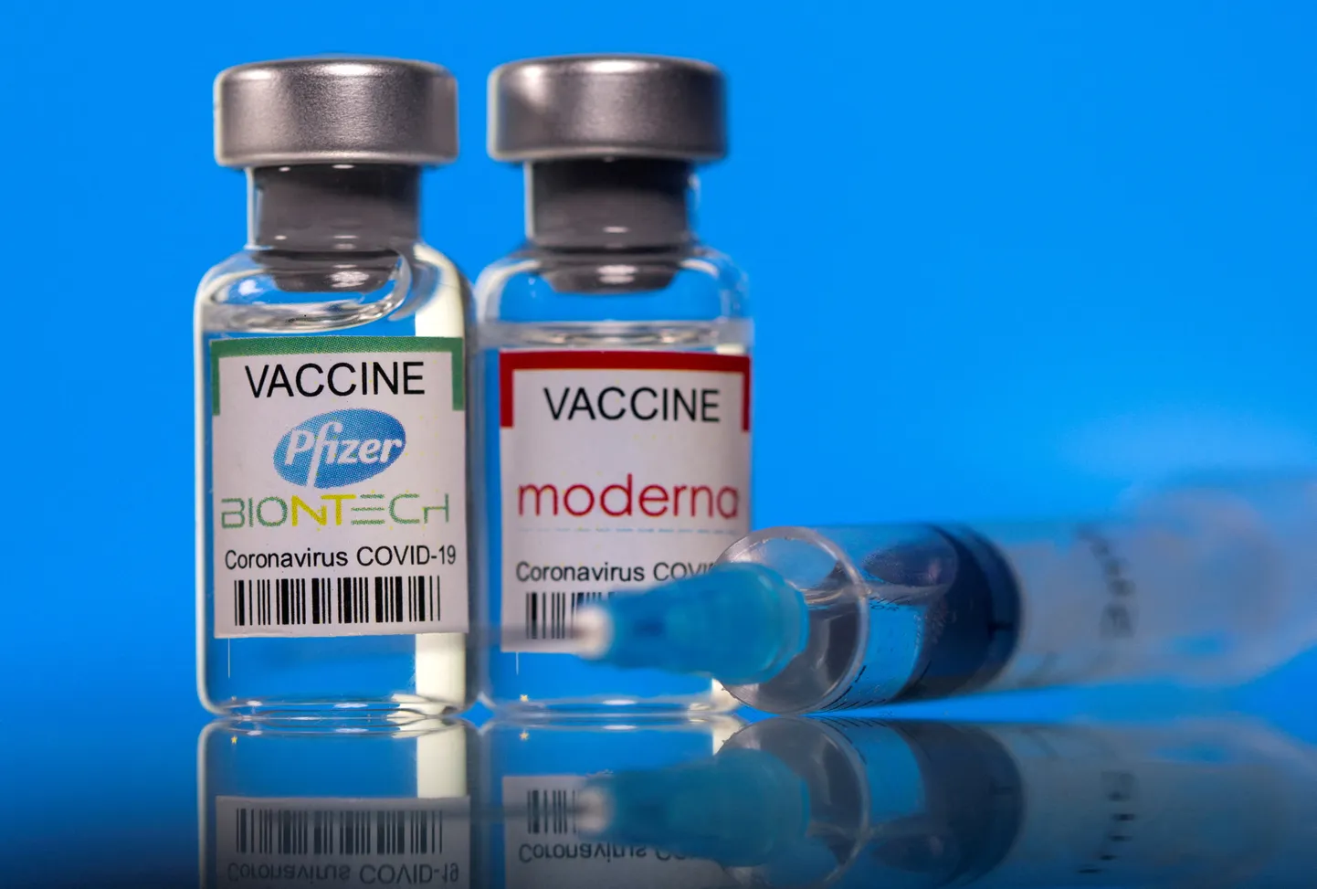 Pfizeri ja Moderna koroonavaktsiinid. Pilt on illustreeriv.