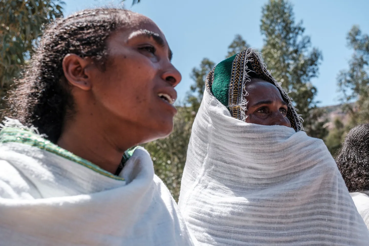 Inimesed Etioopia valitsusvägede massimõrva ohvreid mälestamas.