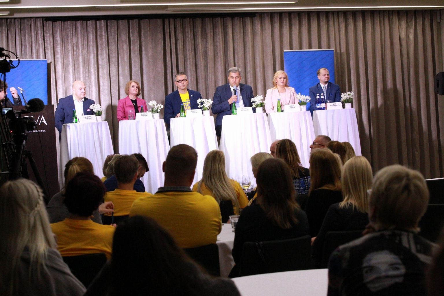 Eelmiste KOV valimiste Rakvere linnapeakandidaatide debatt Aqva konverentsikeskuses aastal 2017.