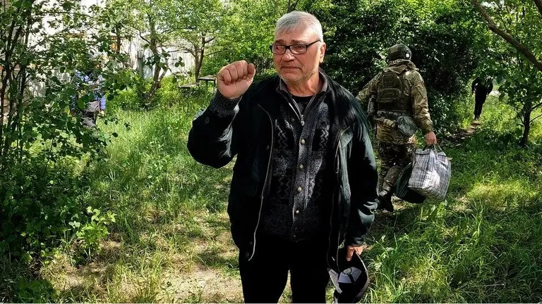 Александр.