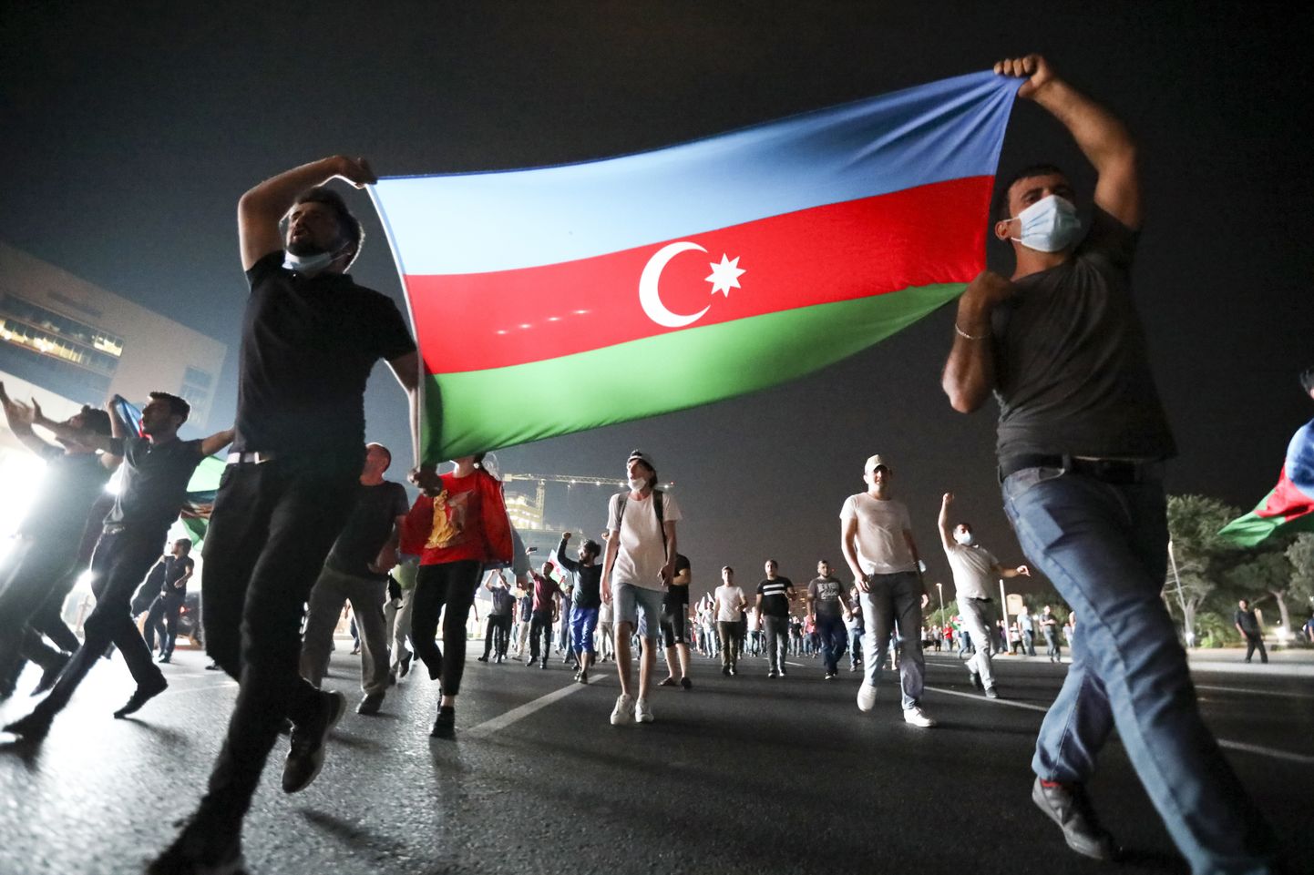 Meeleavaldus Bakuus Aserbaidžaani sõjaväe toetuseks.
