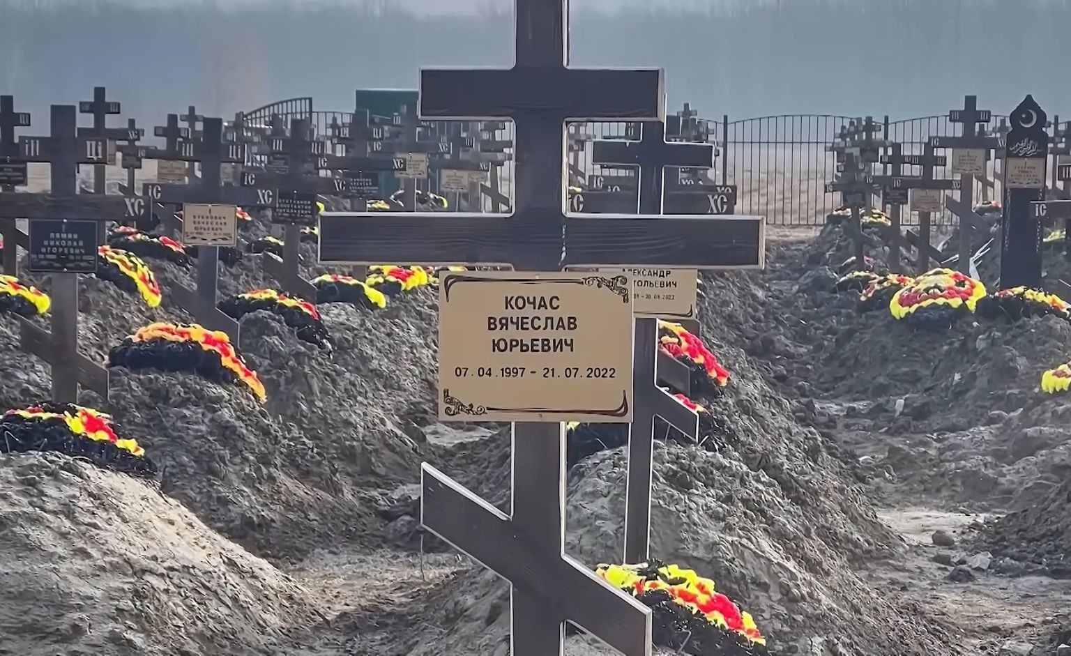 Кладбище наемников ЧВК Вагнера в Краснодарском крае, декабрь 2022 года, Россия.