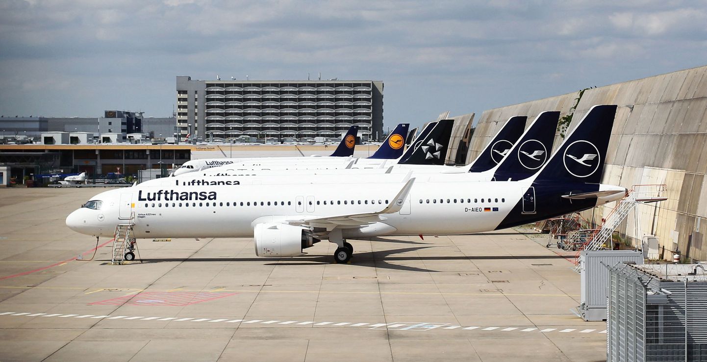 Saksa lennufirma Lufthansa lennukid Frankfurdi lennujaamas.