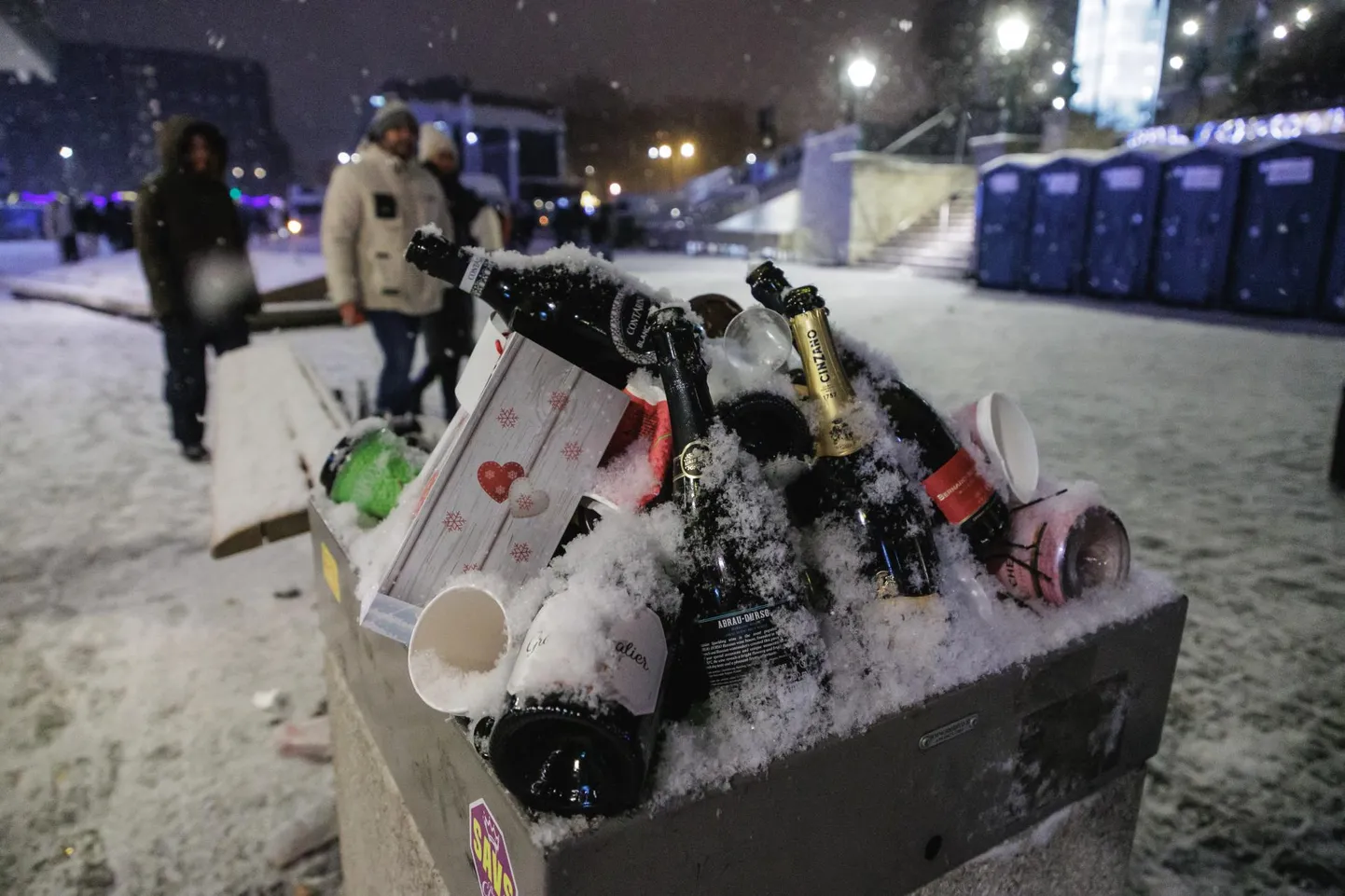 Eestis tähendab aastavahetus paljudele ohtralt alkoholi joomist, see omakorda toob kaasa õnnetused ja vägivalla.