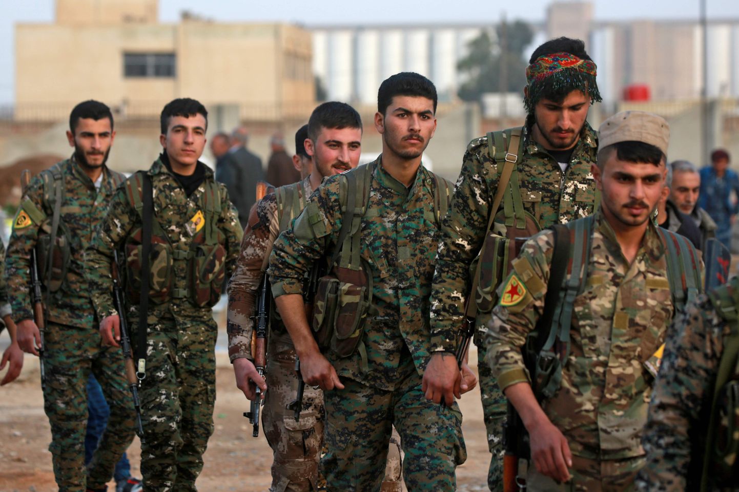 Kurdi rahvakaitseüksuste võitlejad.