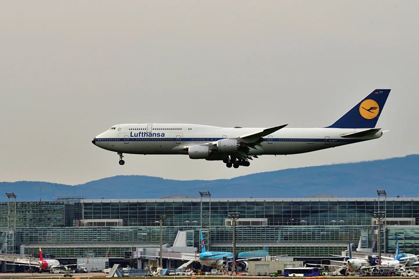 Lufthansa lennuk.