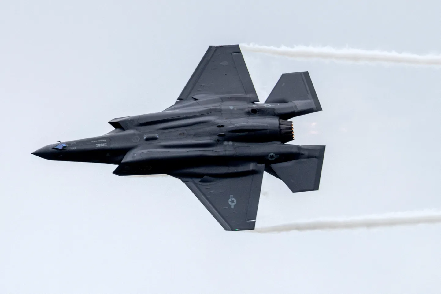 F-35 hävitaja Berliinis Schoenefeldi lennujaamas 5. juunil 2024. a.
