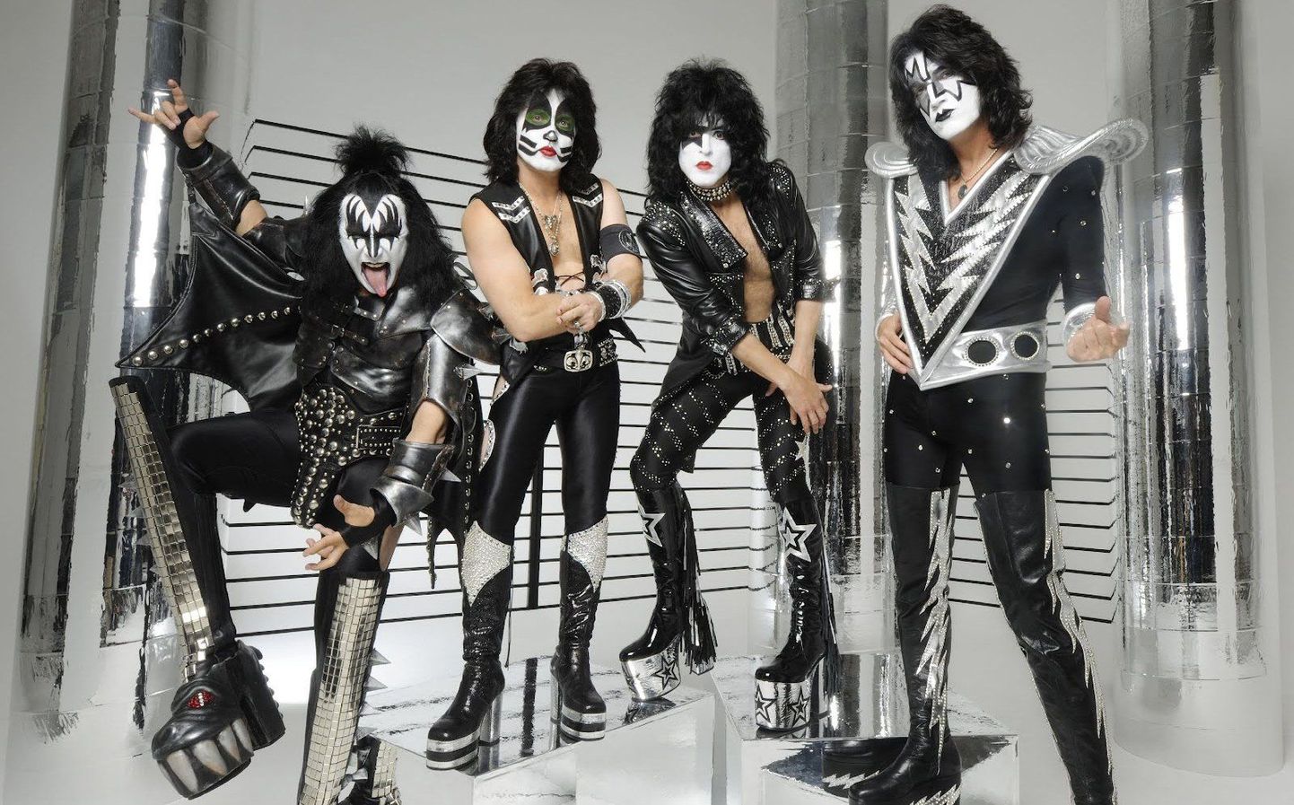 Ameerika kvartett Kiss on üks teatraalse heviroki sümbolitest.
