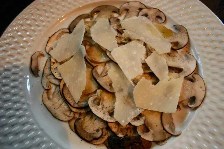 Itaalia moodi: puravikucarpaccio.