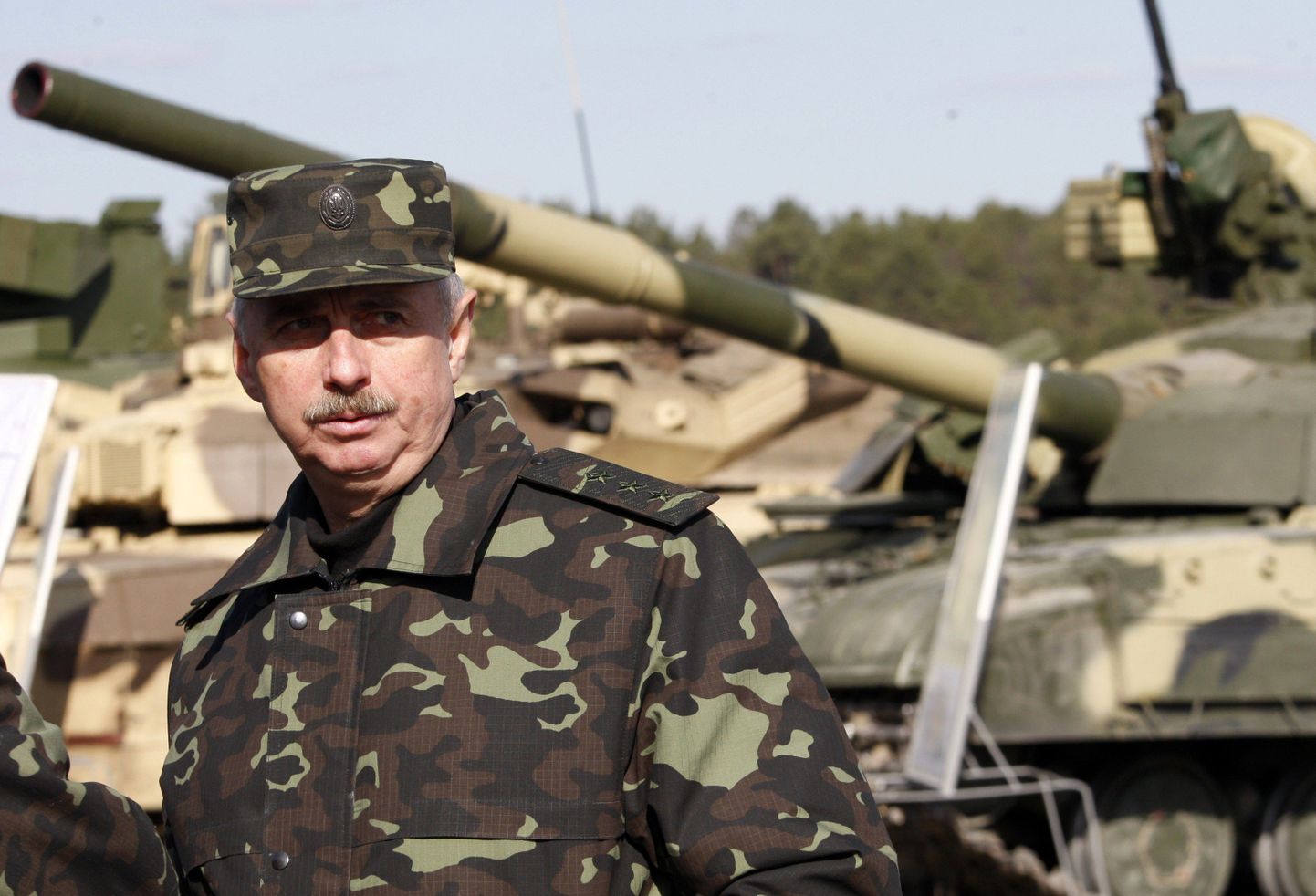 Исполняющий обязанности министра обороны Украины Михаил Коваль.