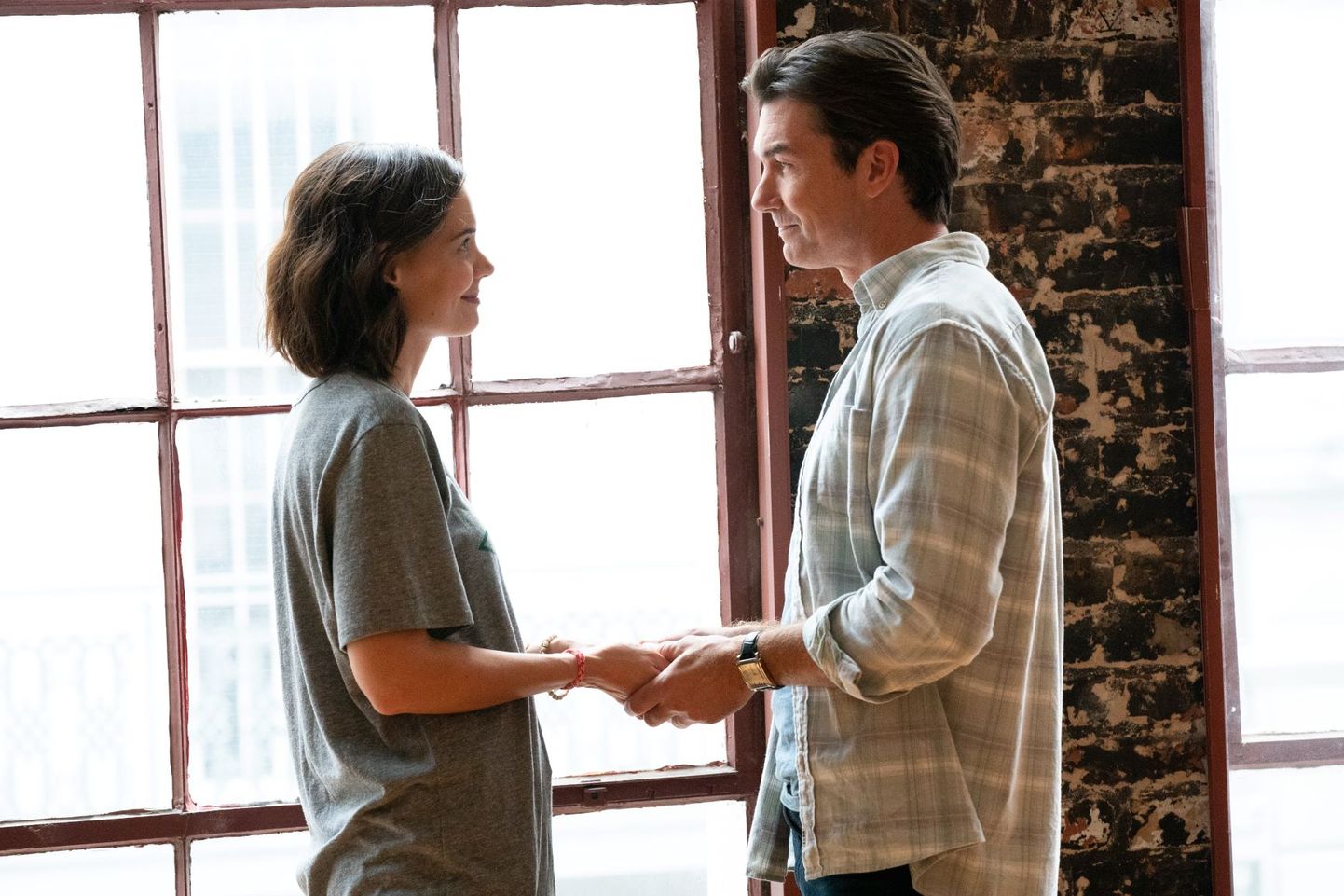 Katie Holmes & Jerry O'Connell filmis "The Secret: Dare to Dream" (2020).