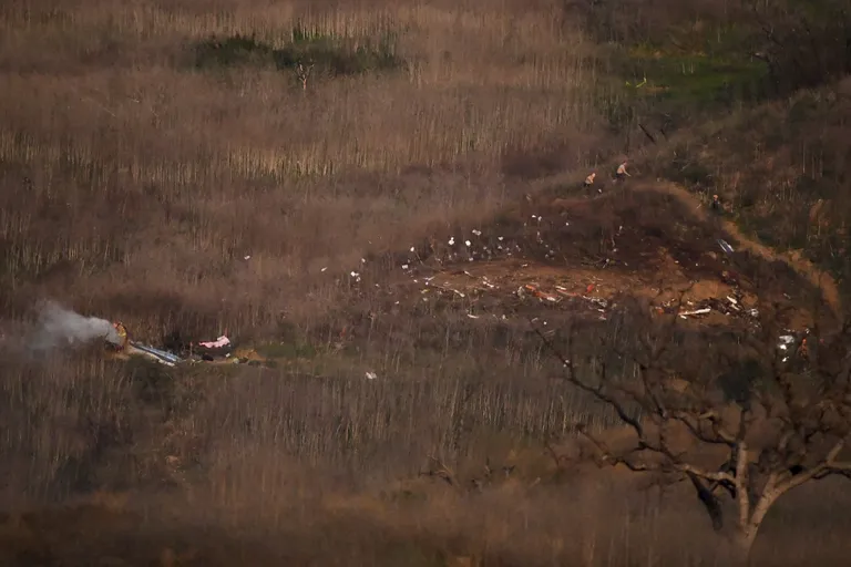 Paik Californias Los Angeleses Calabasase, kus Kobe Bryantit ja veel 8 inimest transportinud helikopter alla kukkus.