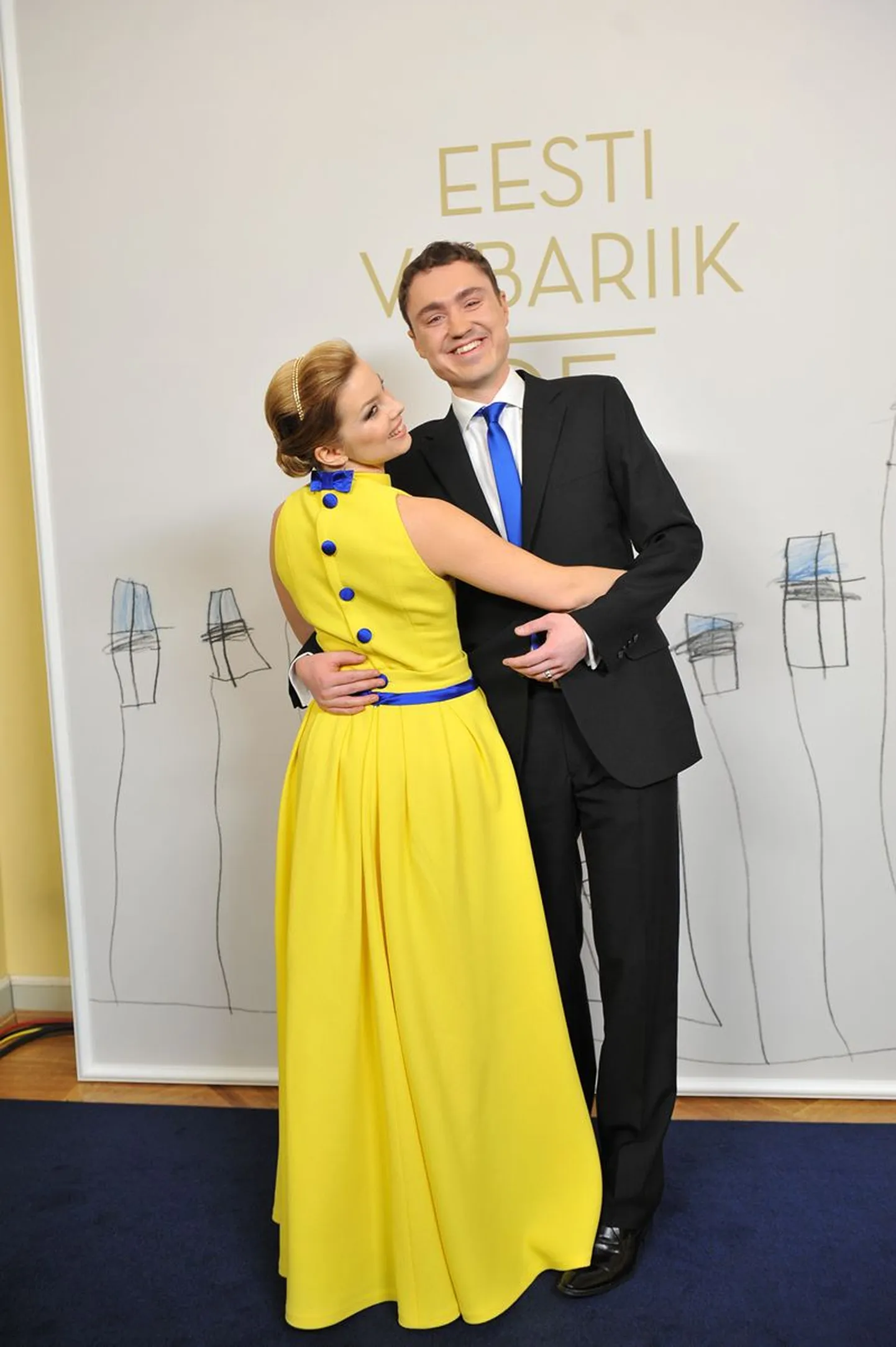 Lauljatar Luisa Värk ja sotsiaalminister Taavi Rõivas.