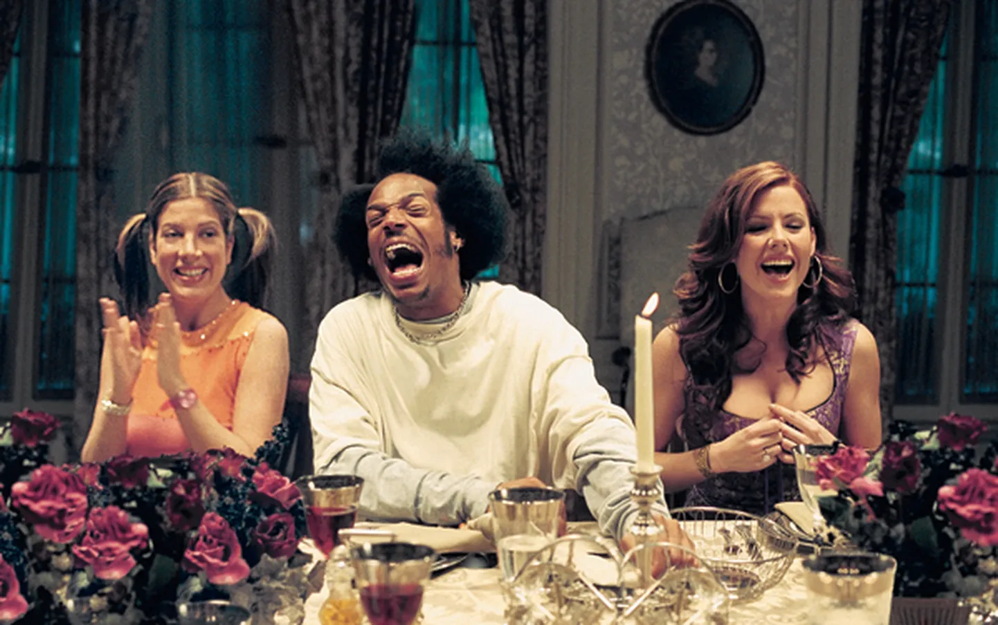 «Õudne film 2» (Scary Movie 2, 2001)