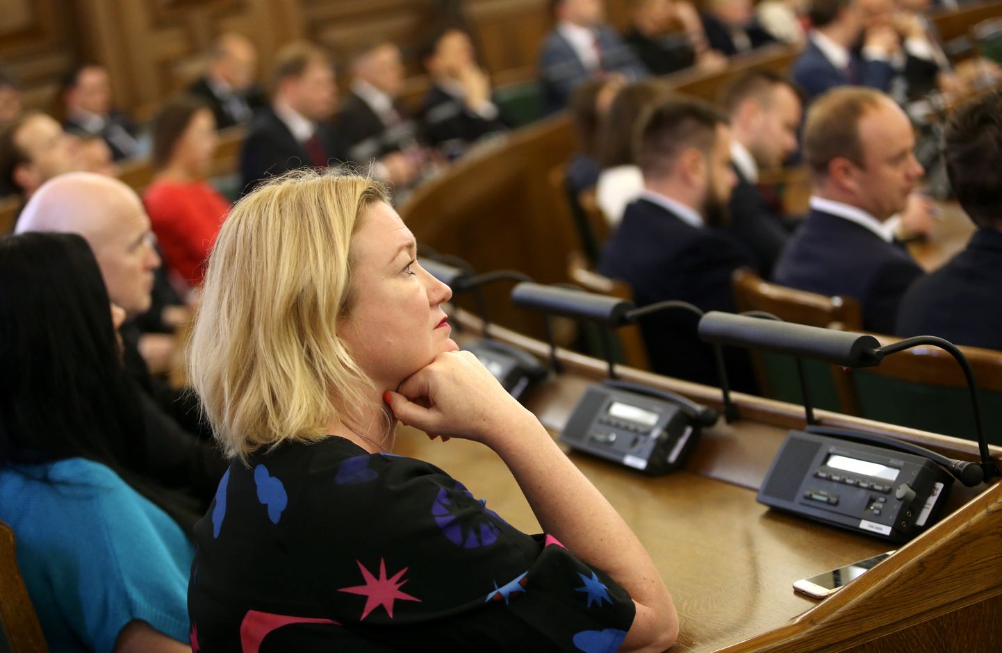 Saeimas deputāte Linda Liepiņa Saeimas ārkārtas sēdes laikā, kurā notiek jauna Valsts prezidenta vēlēšanas.