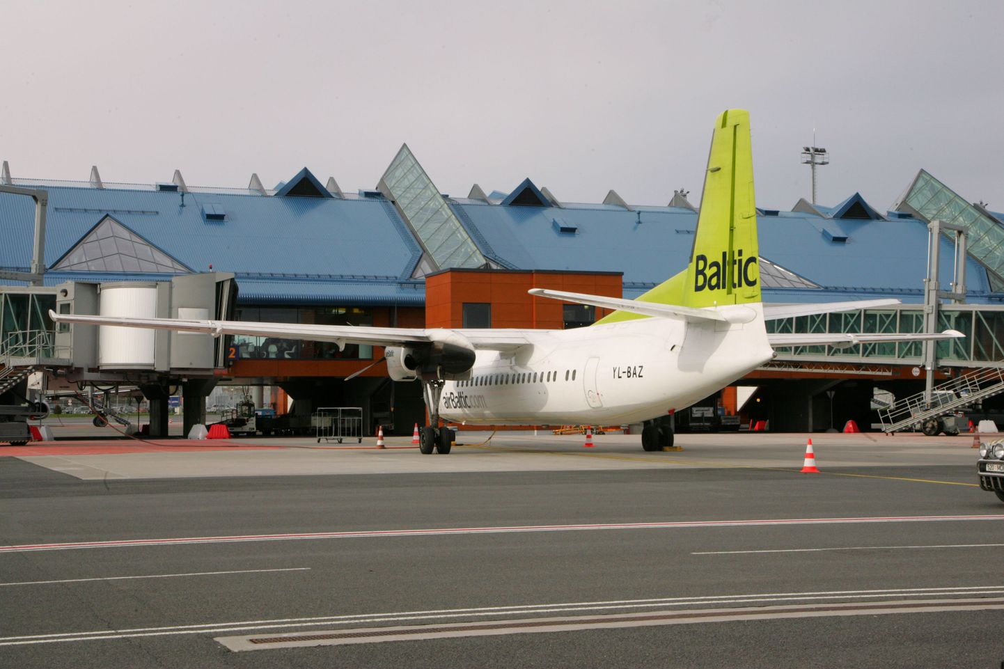 Air Balticu lennuk Tallinna lennujaamas.