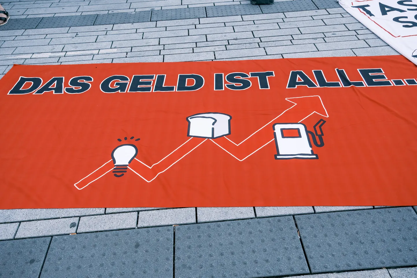 Foto Düsseldorfis toimunud kõrgete energiahindade vastaselt protsestilt.
