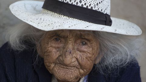 Selle aasta augustis 119-aastasena surnud Julia Flores Colque Boliiviast oli üks maailma vanimaid inimesi. Selle aasta augustis 119-aastasena surnud Julia Flores Colque Boliiviast oli üks maailma vanimaid inimesi.