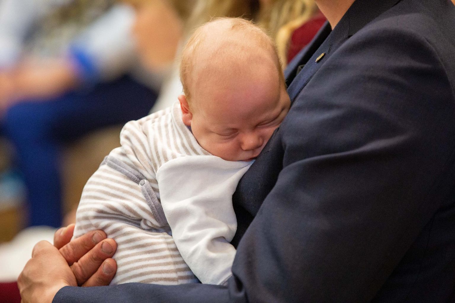 Eesti perekonnaseisuasutustes registreeriti kokku 889 sündi.