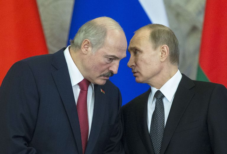 Лукашенко и Путин в 2015 году.