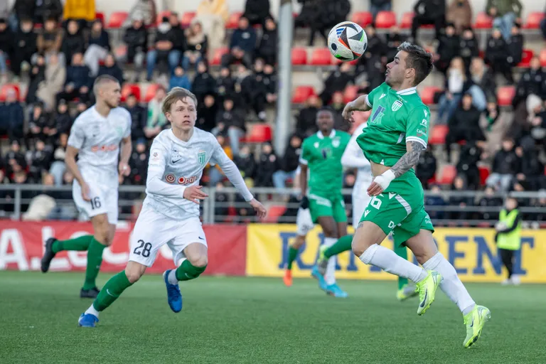 Tallinna derbit FCI Levadia ja FC Flora vahel mängitakse ühe Premium liiga hooaja jooksul neli korda, aga kahe klubi vastasseisu lugu on üleval läbi terve hooaja.
