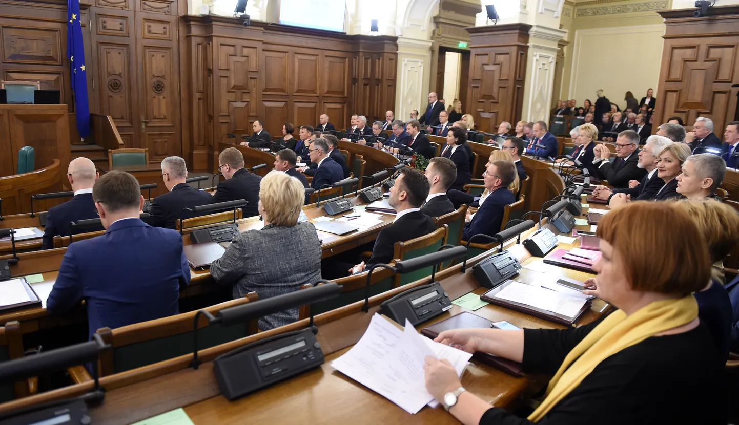 Первое заседание 13-го Сейма