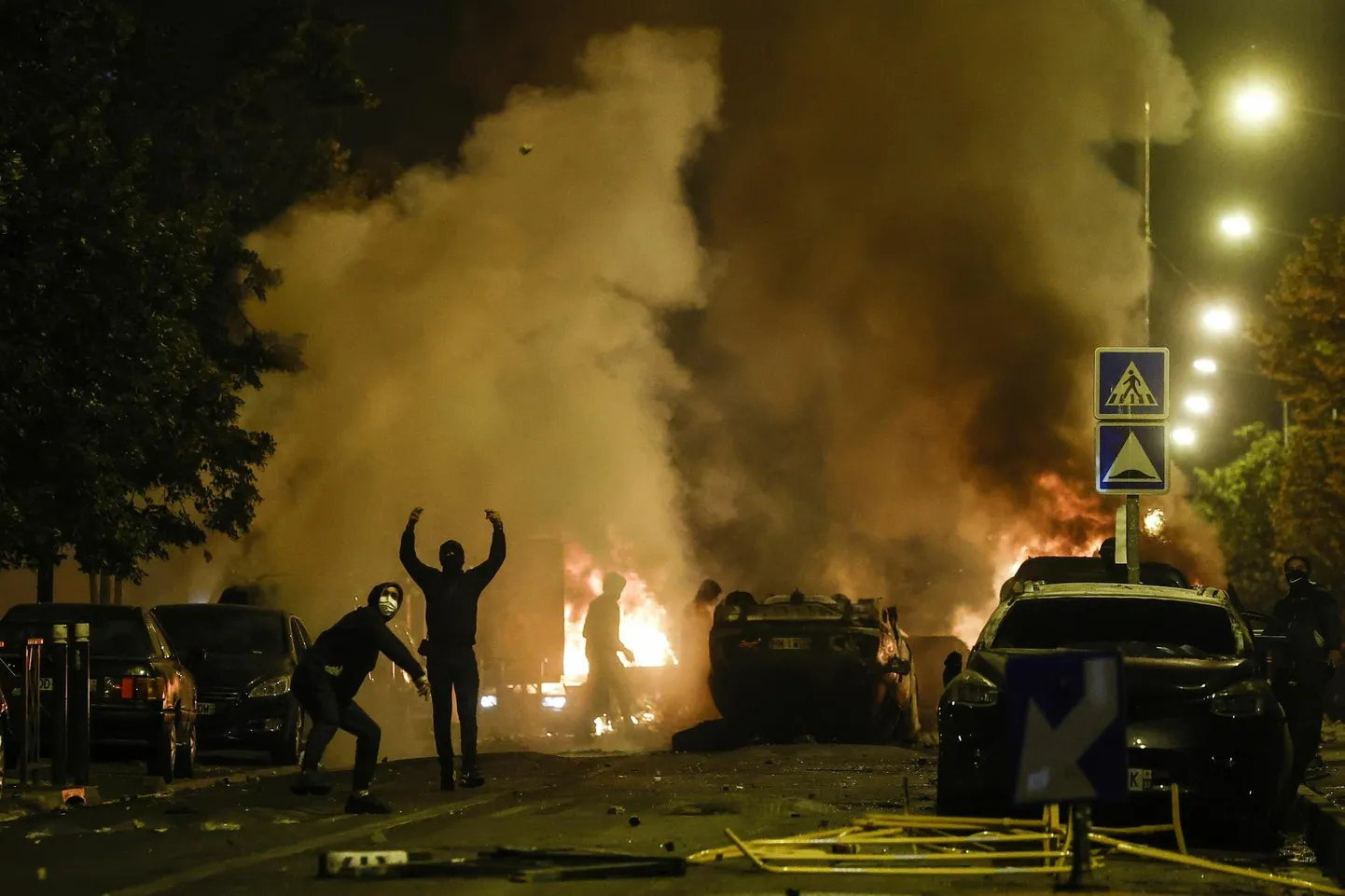 Meeleavaldused kolmapäeva õhtul Pariisi Nanterre’i äärelinnas.