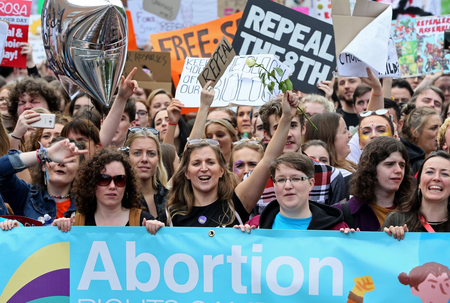 Meeleavaldajad eelmisel sügisel Dublinis toimunud meeleavaldusel «Marss valiku nimel», kus nõuti abordikeelu tühistamist.