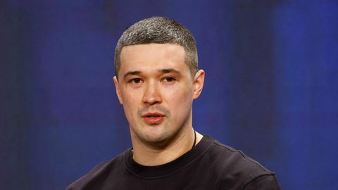 Ukraina kaitseminister astus valitsuse ümberkujundamise raames tagasi