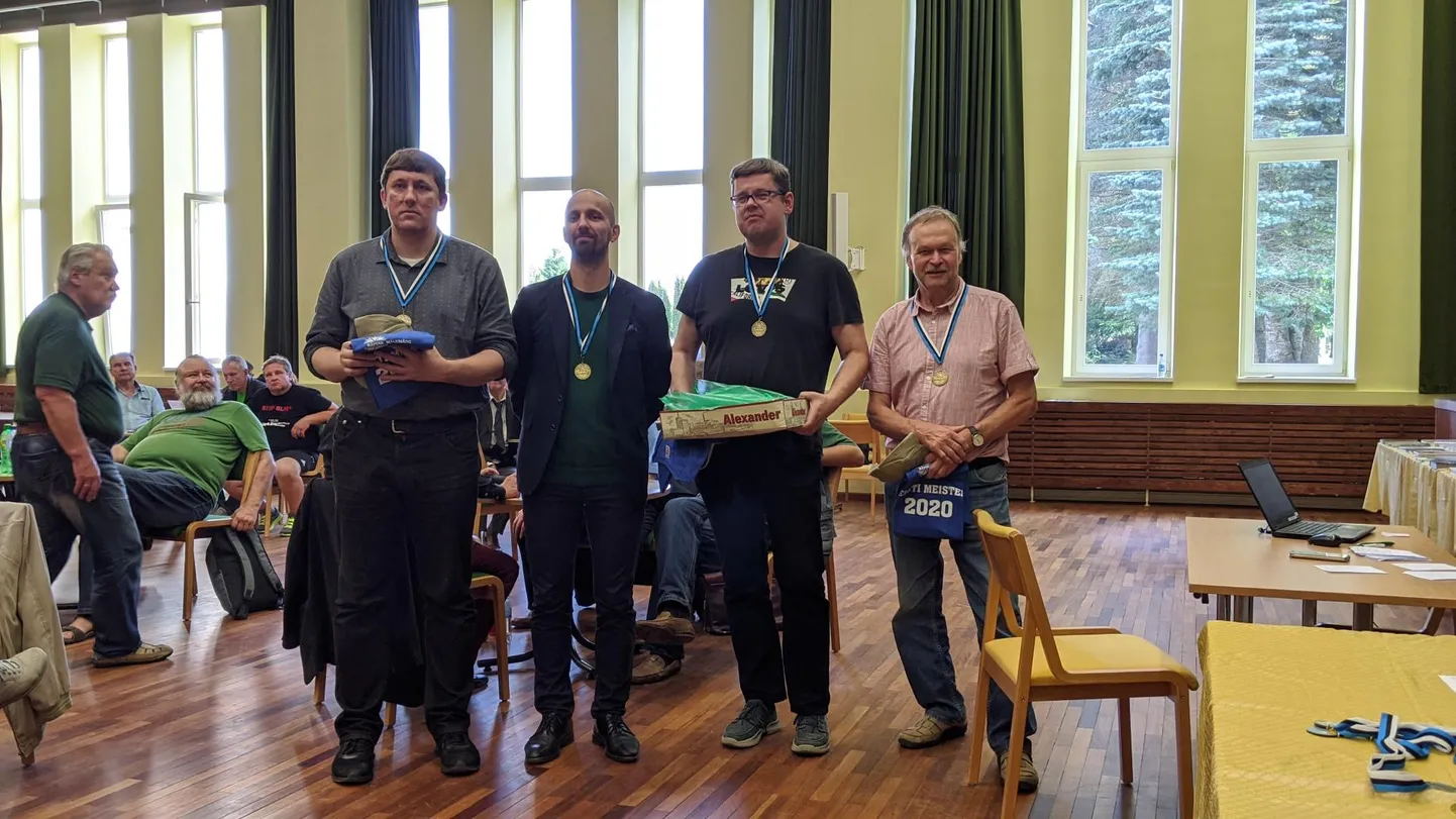 Eesti parimasse mälumängutiimi aastal 2020 kuulusid Ove Põder (vasakult), Igor Habal, Tauno Vahter ja Alar Särgava.