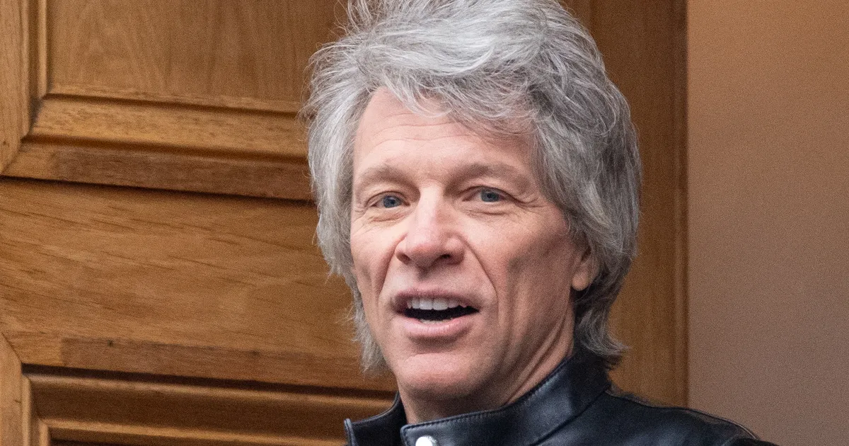 ФОТО Сложно петь: легендарный рокер раскрыл подробности болезни, с ...