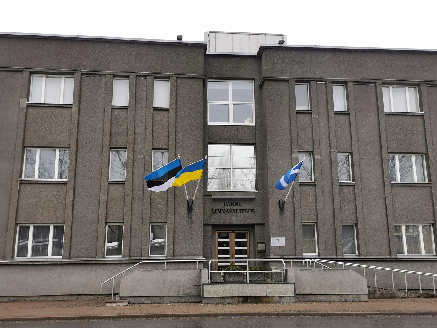 Pärnu linnavalitsuse hoone.