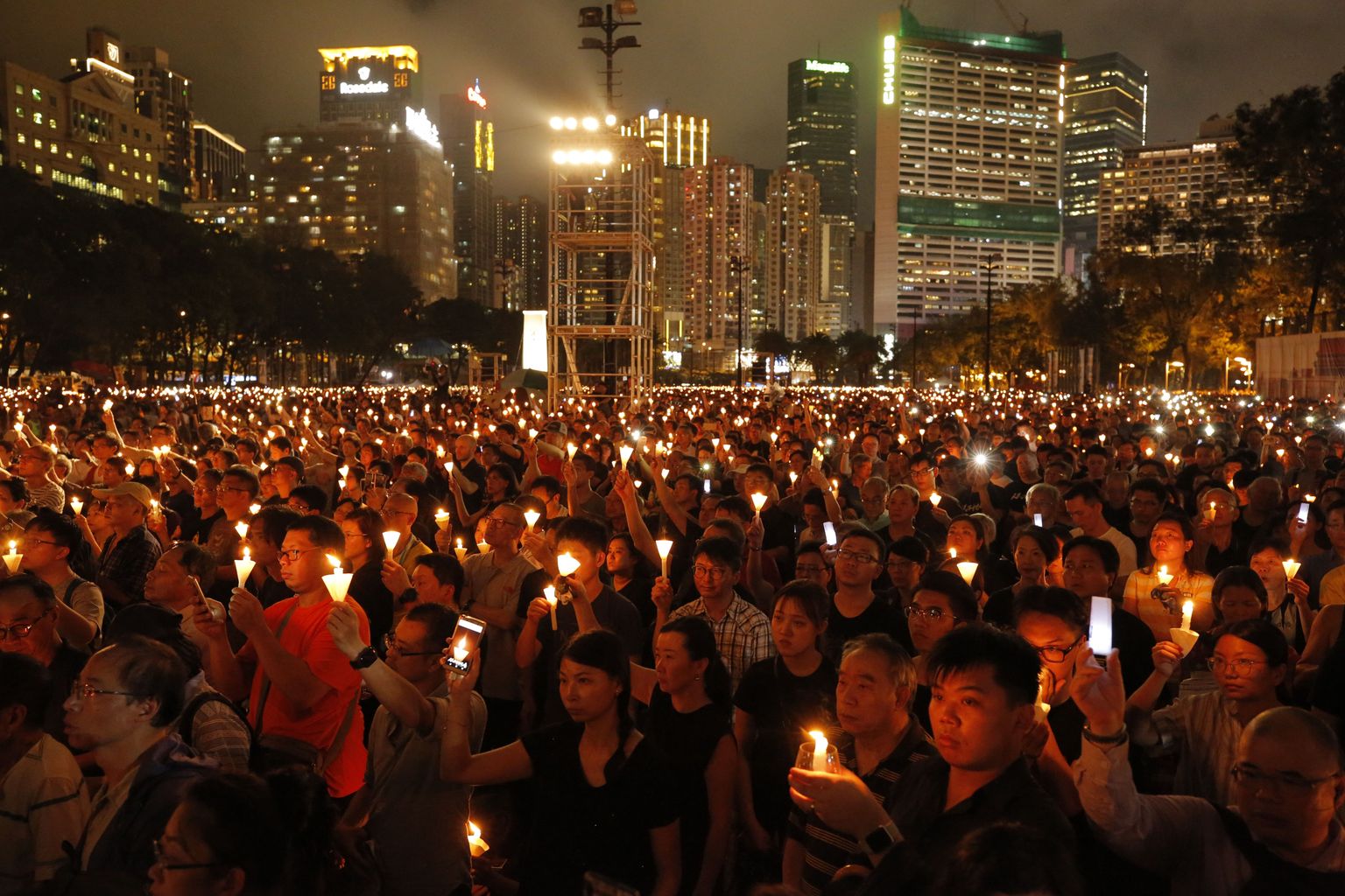 Tiananmeni väljaku veresauna iga-aastane mälestustalitus Hongkongis. 4. juuni 2019.
