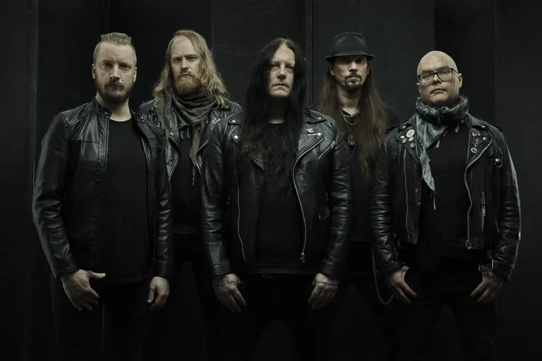 Группа KATATONIA образца 2023 года. Лидер группа Юнас Ренксе (в центре) дал интервью Rus.Postimees, рассказав о новом альбоме Sky Void Of Stars, который вышел 20 января 2023 года.
