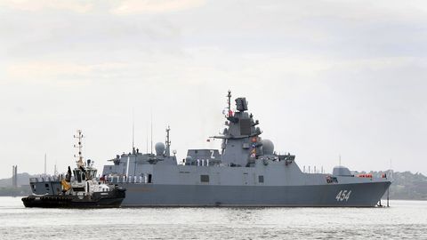 Корабль ВМФ РФ пересек морскую границу с Финляндией