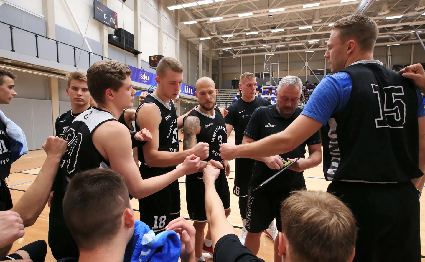 Tartu Ülikooli kossutiimi liikmed.