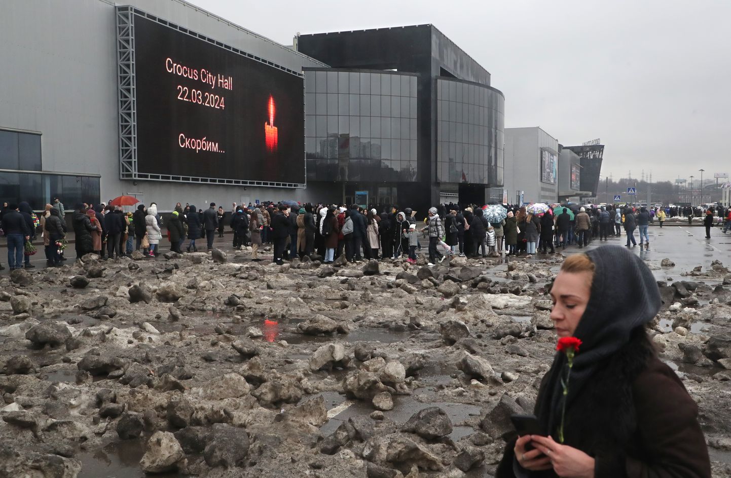 Национальный день траура по жертвам теракта в "Крокус Сити Холле" в России.