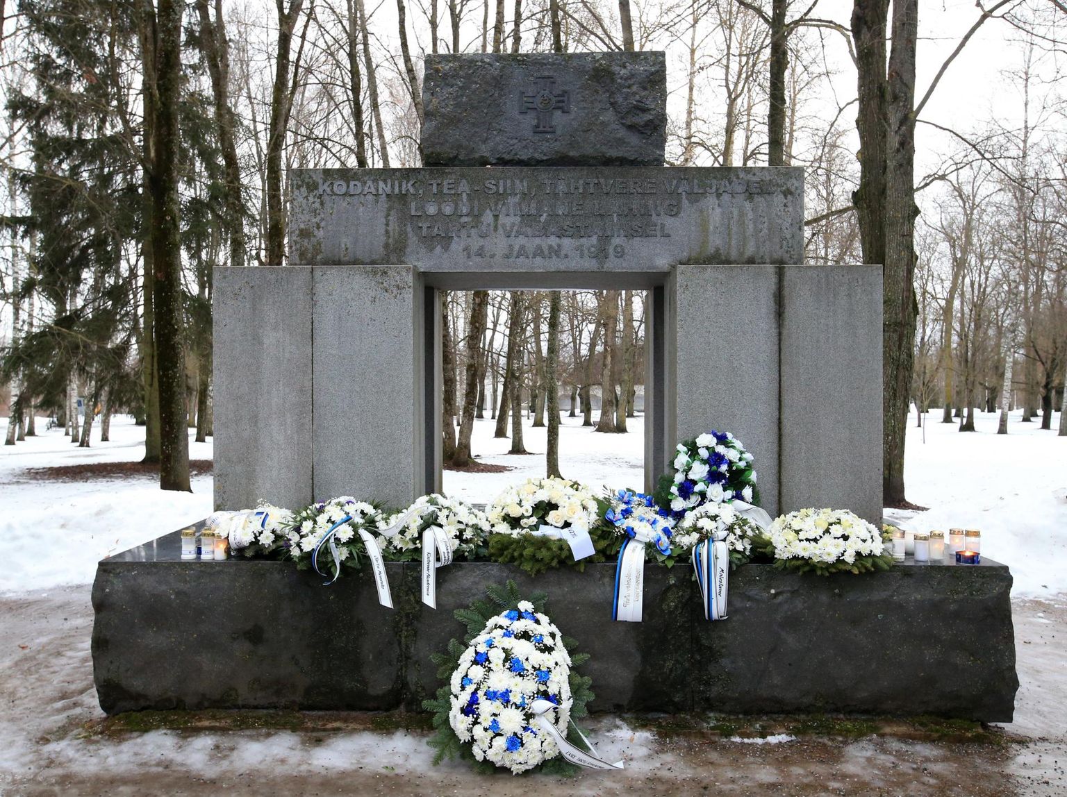 Tartu vabastamise lahingu (Vabadussõjas 1919) taastatud monument. Sama koha peale üritas nõukogude võim «tekitada» Hans Heidemanni hauda, et hävitada ehe mälestus ja asendada see valemälestusega.